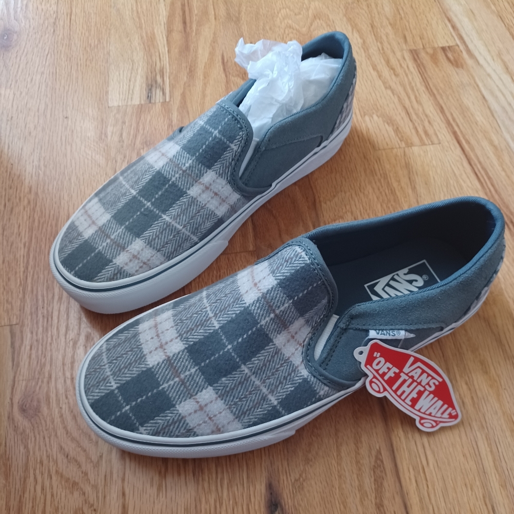 Vans platform slipon shoes